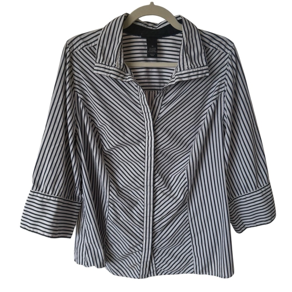 Lane Bryant Blue and White Cuffed Quarter Sleeves Hidden Button-up Shirt - Picture 1 of 3